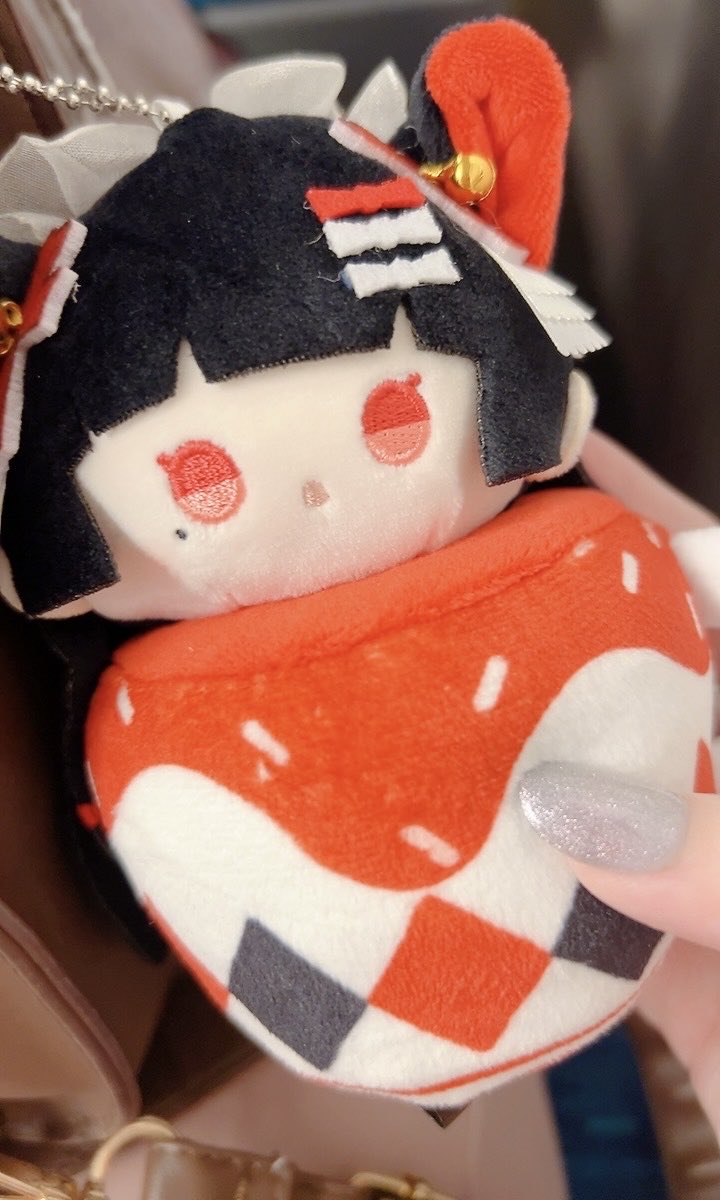 Nekoluna000x's tweet photo. 鳴潮コンサートに行ってきます│  ̂⩊፟ ̂𐅀
今日はちさちさと一緒♡ https://t.co/pqcc958lQP
