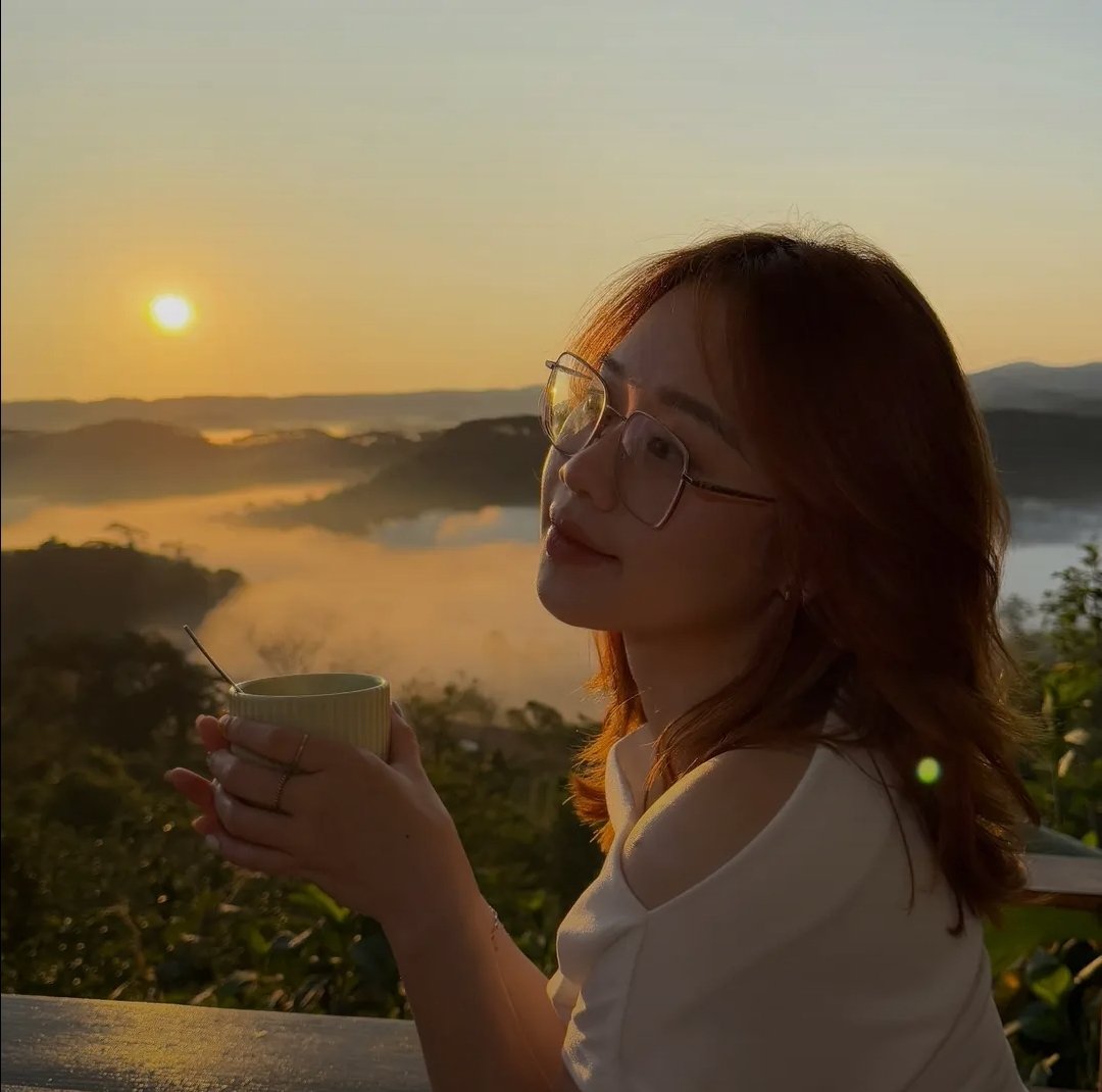diepdamdang's tweet photo. Dạo này bận quá bé muốn đi chơi https://t.co/txtrwoRnju