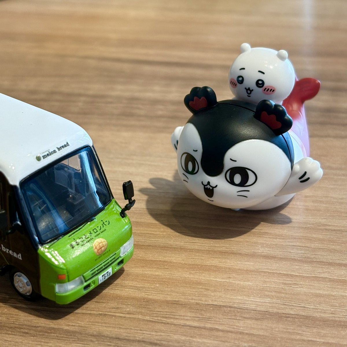 MelonpanAssoc's tweet photo. セイレーン「ヘンな歌やめてッ」🍈🚛🎶 https://t.co/4Ar8wmaBaD