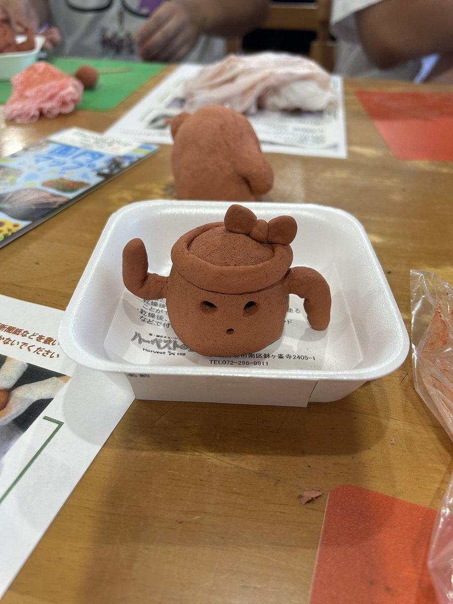 risachi_ldren's tweet photo. ハチマキリボンの合わせ技ハニワを作るなど。 https://t.co/USn8TfYKBq