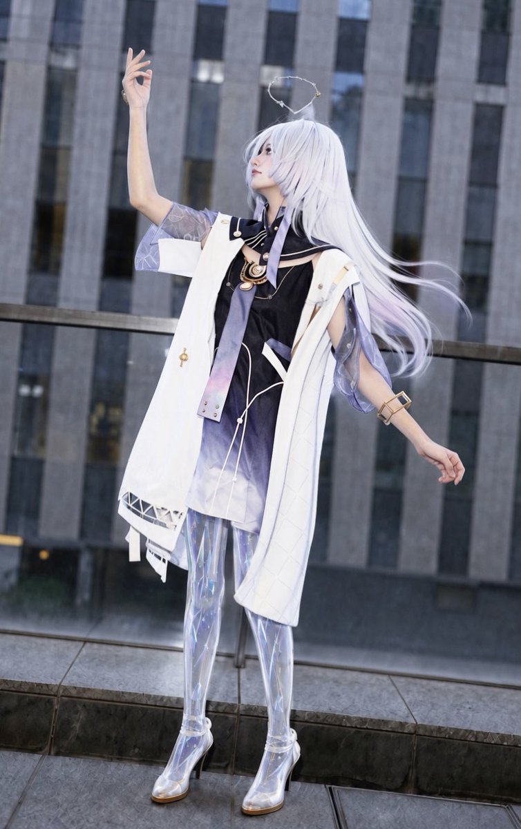 Lantern_cos's tweet photo. コスプレ⚠︎Cosplay

鳴潮/WutheringWaves
モーニエ/Mornye

「首を長くして、星空を待つ必要はないのです。…すでに私の手の中にありますから。」

📸... @molmolmol_moni https://t.co/iA3KRBuIbs
