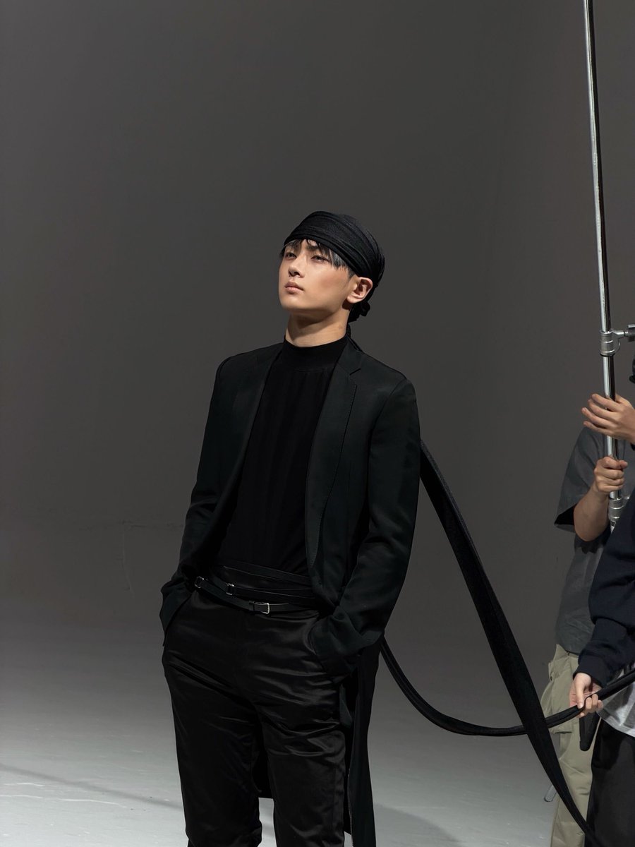 JayParkCL's tweet photo. #JAY 🐈‍⬛ | 260821
Actualización de jay por weverse 🌟💕
"toc toc~ El especial del álbum "Fotos tomadas por alguien mas" , ha llegado~📦"

〘🩶〙Cr. weverse

@ENHYPEN @ENHYPEN_members #THESIN_VANISH #KNIFE #ENHYPEN #제이 #LoveInsane https://t.co/Mh3v62dGAf