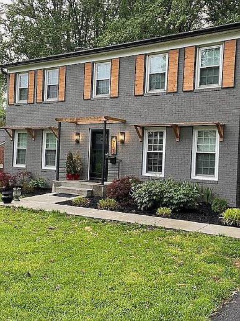 lilcomestain's tweet photo. @brndxix Lol 103 Aberdeen Road, Rockville, MD 20850. https://t.co/WqTShvUSiH