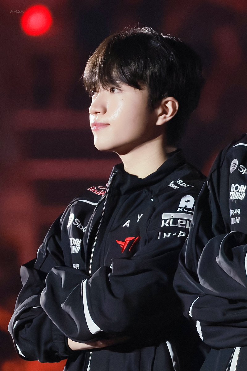 RAW_T1's tweet photo. 260816 T1 Homeground Day3

 #T1 #Keria #류민석 #케리아 https://t.co/cXJqJyTOVG