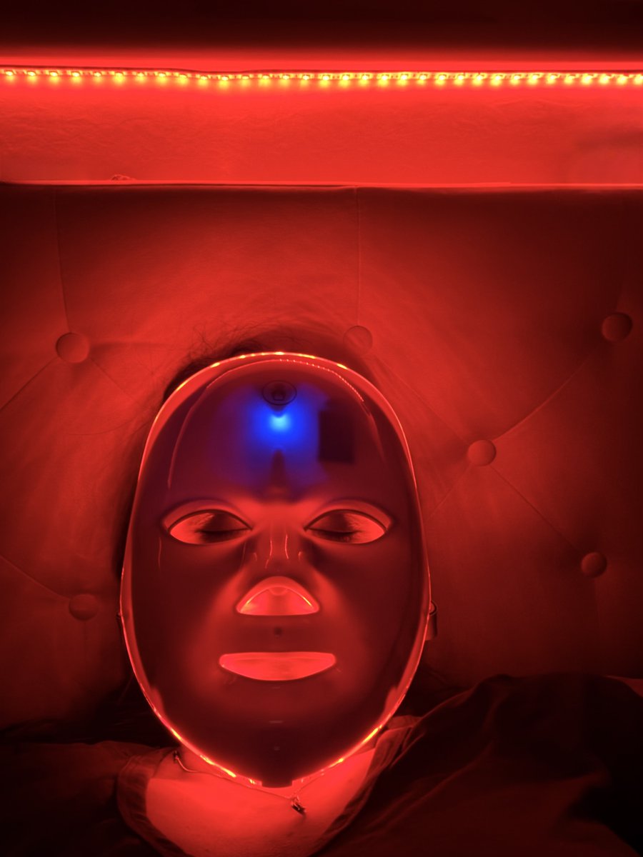 jenamehta365's tweet photo. Rare footage of my pineal gland finishing its update https://t.co/hBoCstahhb