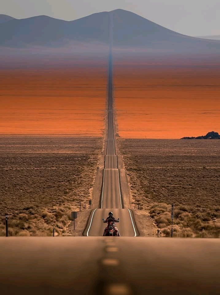 NaturalEye78321's tweet photo. 📍 Nevada State Route 375, United States 🇺🇸 https://t.co/RRbYQa0Ff0