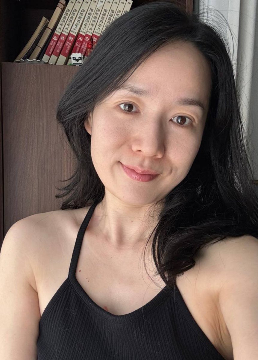 dawn68lu9's tweet photo. 34岁已婚体制内搬砖人鼓起勇气第一次在 X 发正面自拍，希望能收获善意与欣赏。 https://t.co/beQqqDyJiw