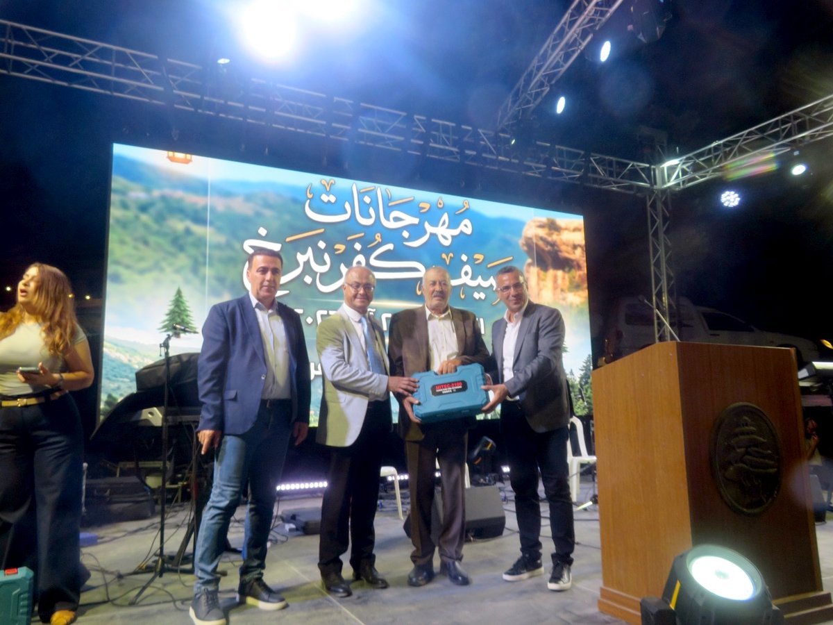 MoaLebanon's tweet photo. الوزير نزار هاني يفتتح مهرجان البندورة الثاني في كفرنبرخ: «سوق الجبل» يقرّب المسافة بين المزارع والمستهلك 3

#الزراعة_نبض_الأرض_والحياة
#وزير_الزراعة

يوتيوب #وزارة_الزراعة:
https://t.co/bFStPBCGXU

فيسبوك:
https://t.co/3Yj5ySpLfT

موقع الوزارة:
https://t.co/wMoztDpvAx https://t.co/sTwLNqczI9