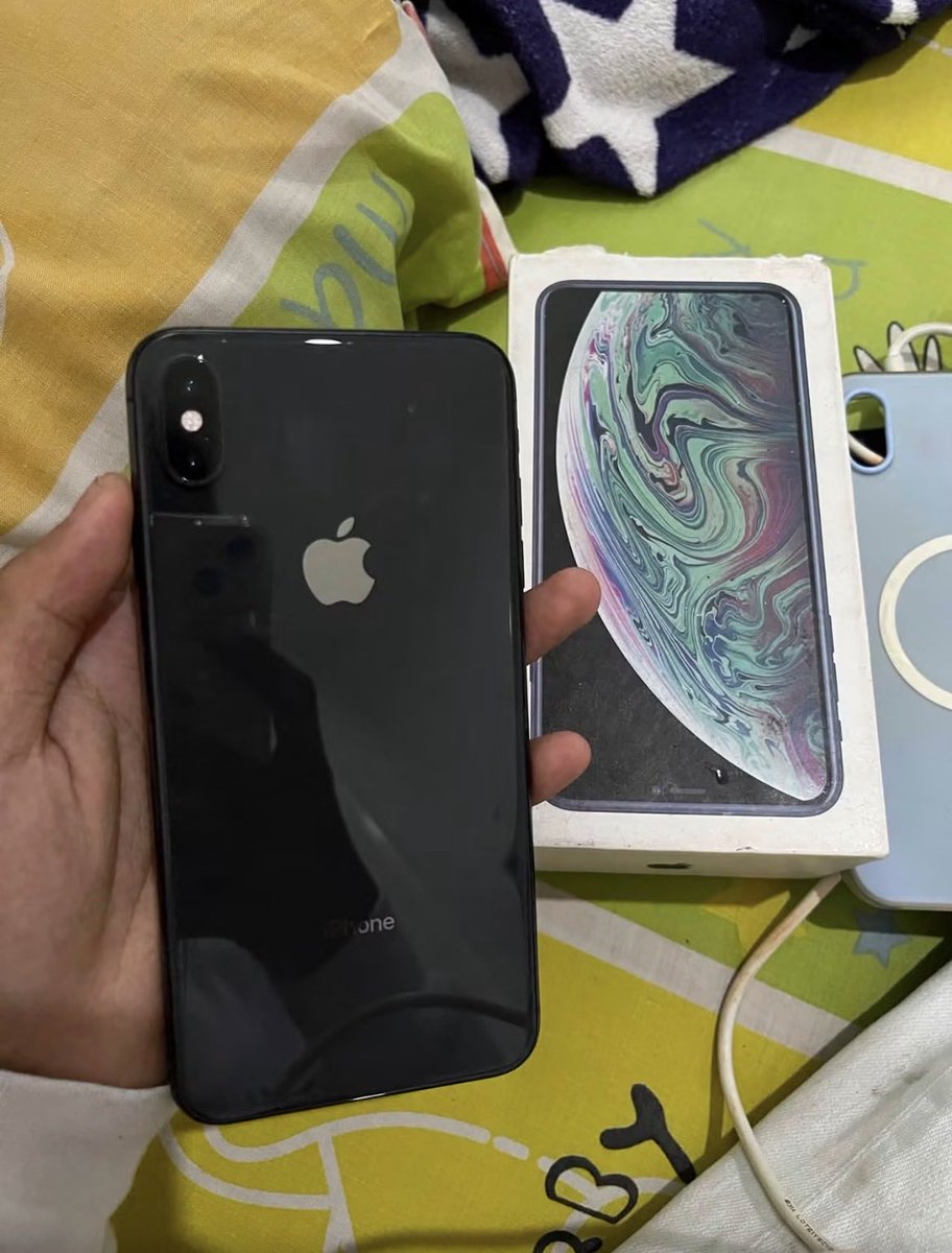 buddyobstacle's tweet photo. Wts iphone xs max

Mulus nominus
Ex inter
Jaringan permanent
Fullset
Internal 256gb
All operator
Face id on
True tone on
Kamera d/b jernih bgt
BH 89% (original)

Price 1.750K NET avail cod or dikirim ya kalo jauh
#zonauang #wts https://t.co/X6d50BhBUQ