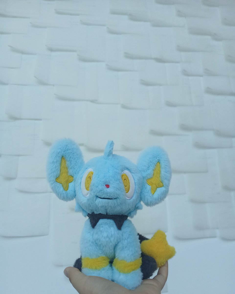 Ryme_Luxray's tweet photo. 미술관 왔어용 https://t.co/IyRpRTdQzo