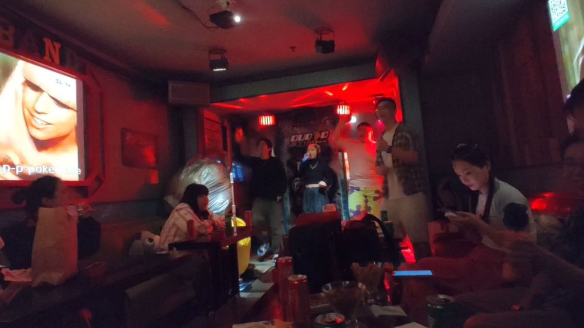 queenbeastt's tweet photo. Weekend night call for non-stop singing at the KTV! Hit the mic, belt out your go-to tracks, and make every note count with your crew—cheers to unforgettable moments! https://t.co/c4Do6Mvv6J