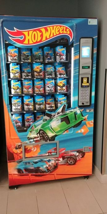 ChristeneT81295's tweet photo. i want this machine in my house https://t.co/2eZS4kD47G