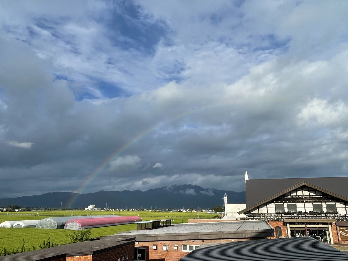 17846beer's tweet photo. ゲリラ豪雨のあとには。 https://t.co/kuMEYY0gpQ
