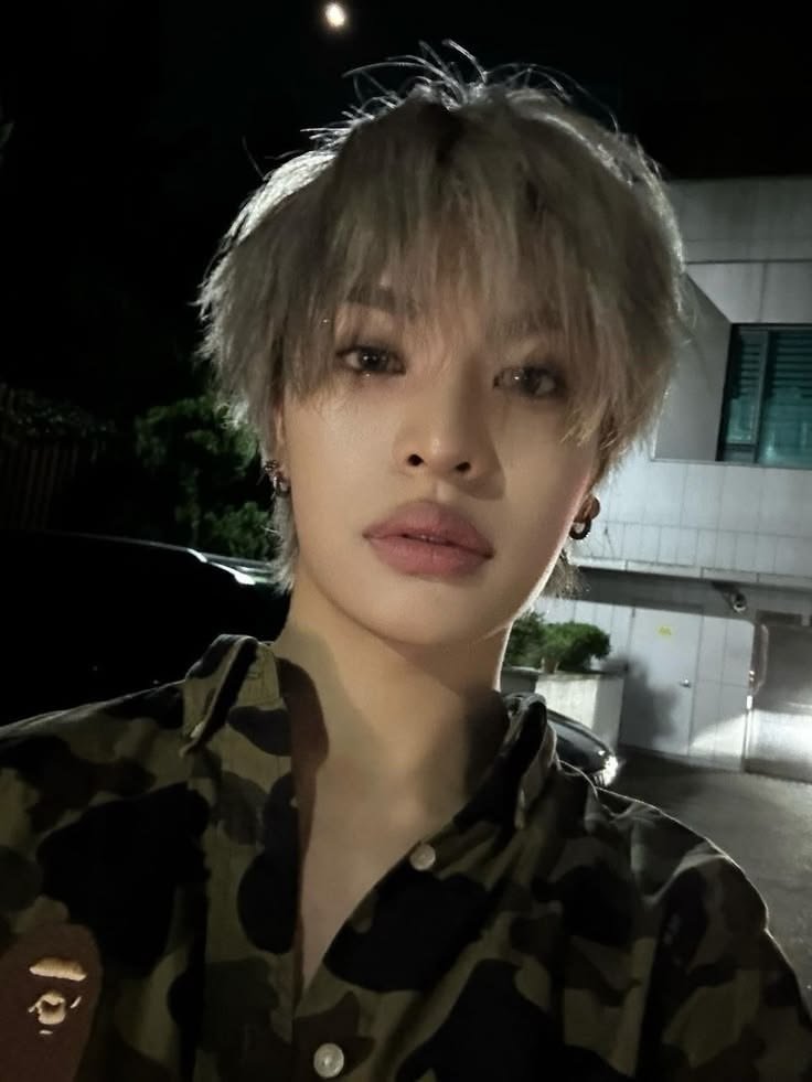 foldinglovenote's tweet photo. i dare to say yechan. https://t.co/veKVKlyzkr
