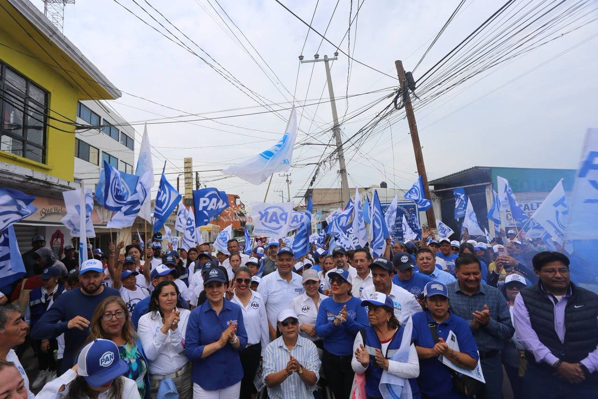 pan_edomex's tweet photo. Realizamos nuestra Gira de Estructura Municipal en #Ixtapaluca, donde ademas de compartir ideas con nuestra militancia, fortalecimos la organización y refrendamos que el futuro de Acción Nacional se construye desde el territorio y con unidad.

#PANEdomex #SolucionesParaMéxico https://t.co/0Nr2VYtiWS