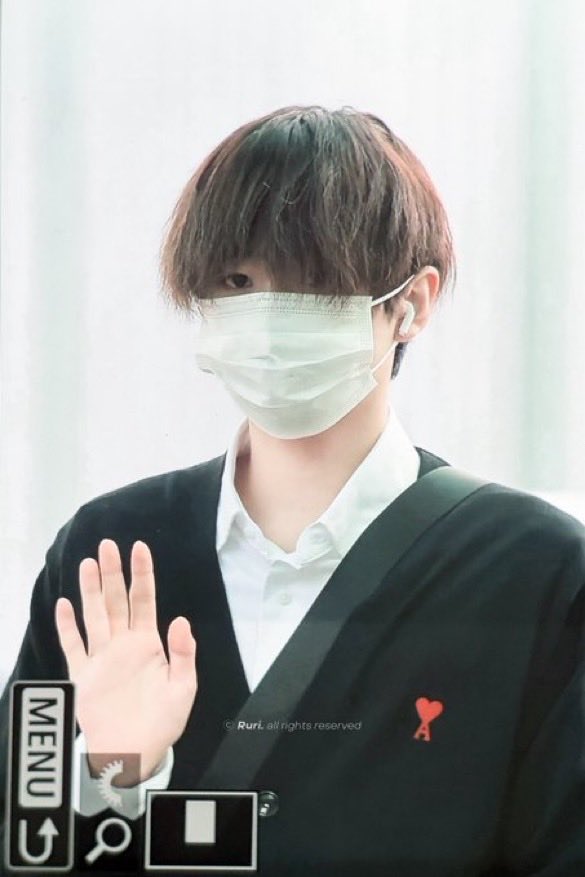 1____ef's tweet photo. 찐따미 미친 좋음이다 https://t.co/Q8EpZPB7FK