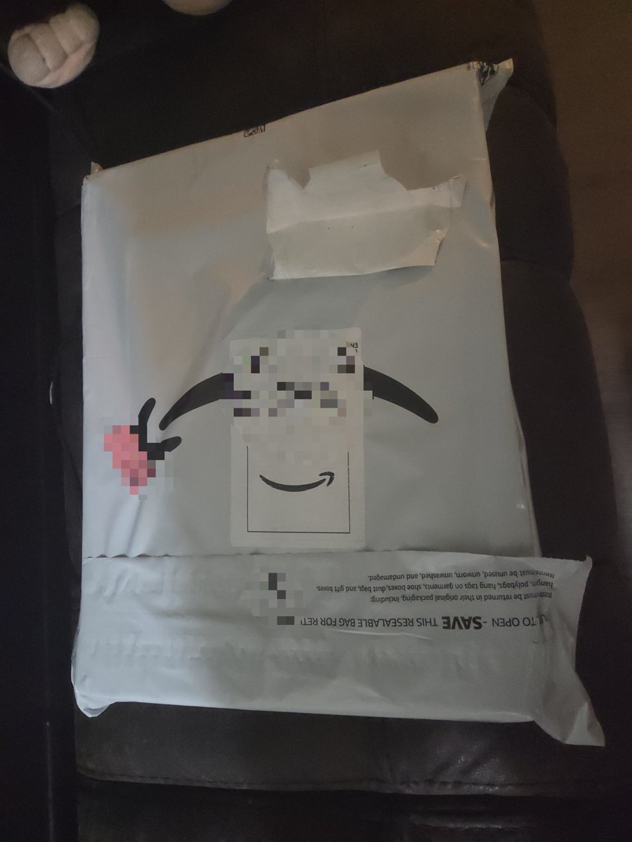 pixiemermaid69's tweet photo. My first Throne gift finally arrived!! Thank you Anonymous on Throne!!!<3 #findom #nsfw #findomtwt #domme #Throne https://t.co/SFpLJbPpz2