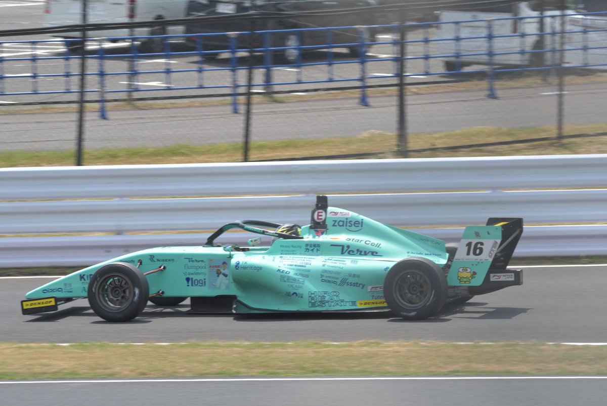Ryo_SRacing's tweet photo. #FIAF4 Round.7,8 in #Suzuka

QF
W pole position✨✨
6戦連続ポールです👹

決勝レース 
自分の走りをしていきます🔥

#hydrangeakageyama https://t.co/oqzc6b1mDu