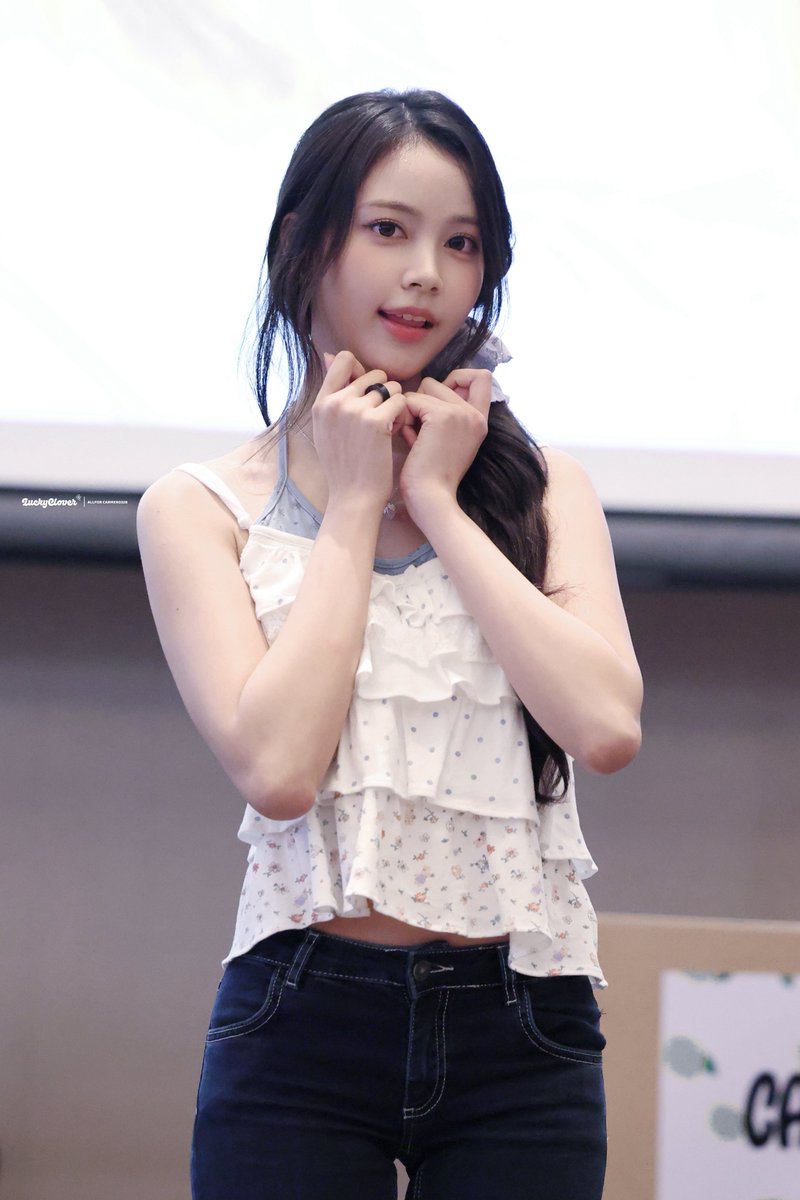 careumenie's tweet photo. pak agus makan semut
selamat pagi dari aku yg imut.g https://t.co/8WaacDYqzB