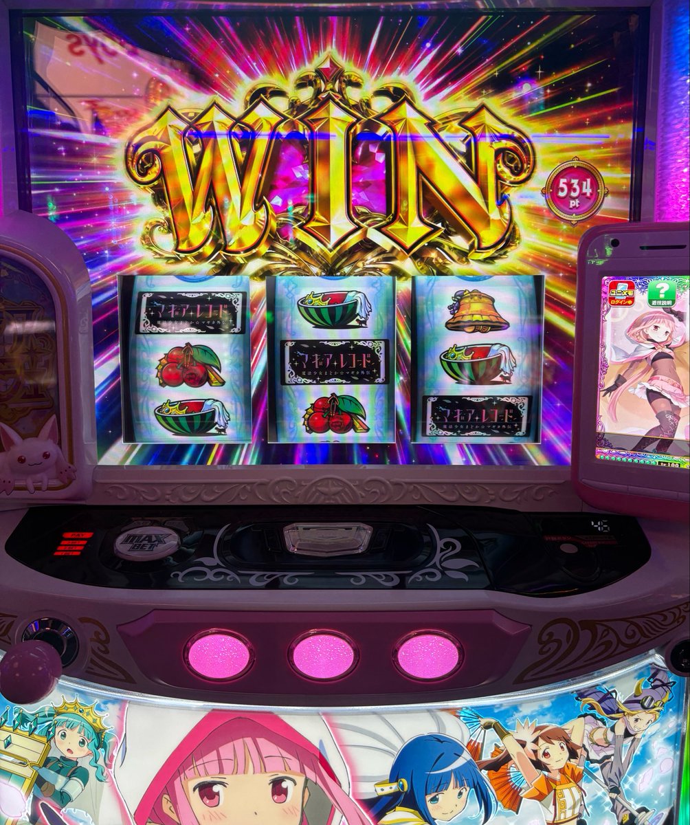 hzsnn's tweet photo. 通算約40万ゲームで初の通常時中段チェリー！！
フリーズせず… https://t.co/7xnvGhPdW7