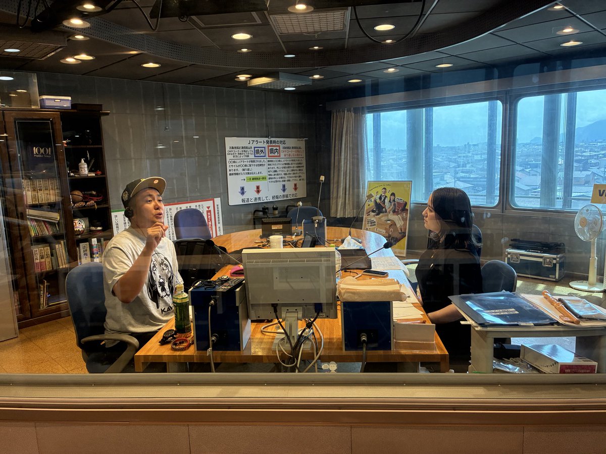 sbs_moco's tweet photo. ヨーグルンシャインマスカット推しのにむらさんと、インサイド・ヘッド推しのスミスさんがお送りする『それいけ！曖昧moco』です🙆🏻‍♀️✨

#それいけあいまい https://t.co/ibCvMQka3o