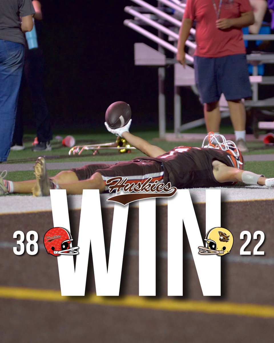 Hersey_Football's tweet photo. Final from Roland R Goins. #winwithcharacter https://t.co/515CpZvYNH
