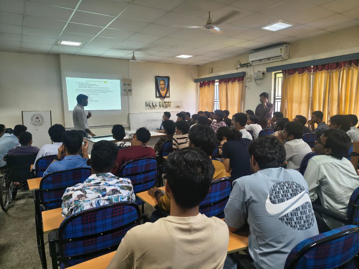 HydUniv's tweet photo. 📚 Gateway to Knowledge!
The Indira Gandhi Memorial Library (@UoH) hosted a Library Orientation for SEST engineering students! 🎓✨
Focusing on e-resources, research databases & anti-plagiarism tools to empower scholars. 💡📖
Read more at : https://t.co/LylqMTuaMu
#UoH #LibraryOrientation #HigherEd #Research #CampusUpdates #StudentLife
@EduMinOfIndia @JoshiPralhad @ugc_india @mygovindia @PIB_India @PTI_News