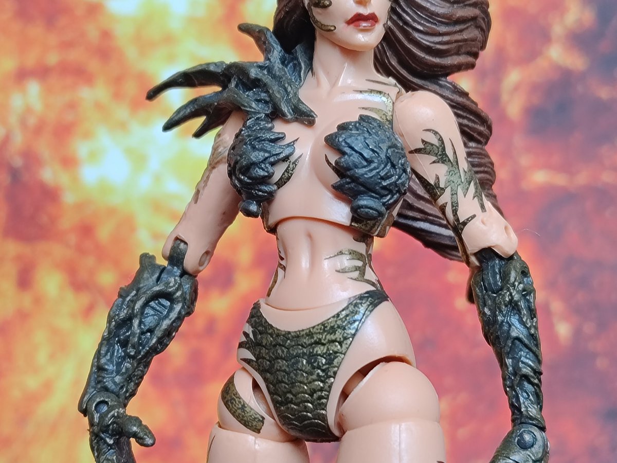 qioshunn1's tweet photo. トイビズ　ウィッチブレイド
#toybiz #witchblade #topcow https://t.co/kvzzINvalS