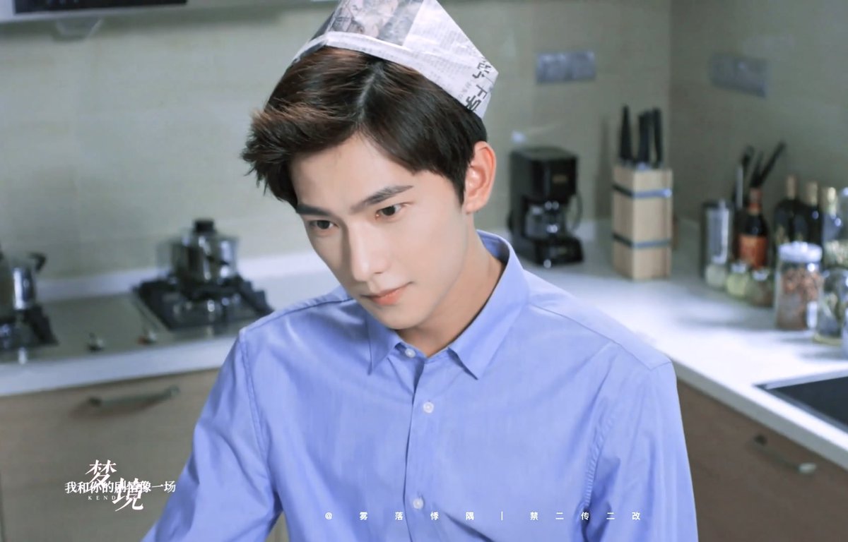 Xiaoxielan's tweet photo. ในเกมสะพายฉิน นอกเกมเล่นทั้งกู่เจิงกู่ฉิน เรียนหนังสือ ว่ายน้ำ เล่นบาส เล่นเกม ภาษาอังกฤษ ฮีเก่งหมด สมมงรุ่นพี่ตัวท๊อปที่สาวสารภาพรักทุกวัน แต่ฮีเข้าถึงยาก เน้นสร้างบริษัทสนใจอนาคต ซักพักชวนนางเอกมาสร้างอนาคตด้วยกันเพราะสนใจคนนี้🤣
#หยางหยาง #YangYang
#LoveO2O #ยิ้มนี้โลกละลาย https://t.co/Jv6PuwXao0