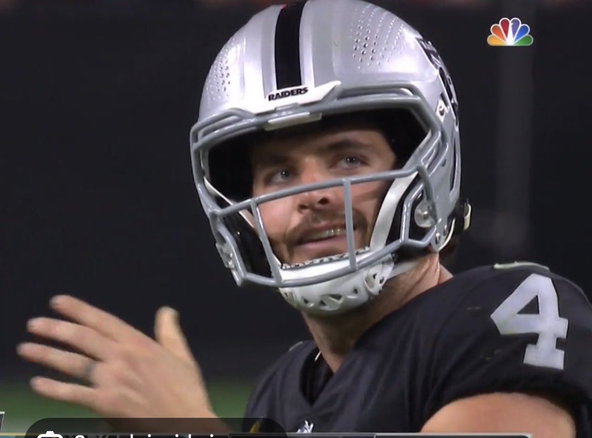 OG_Lalo_1997's tweet photo. @OriginalOne1960 @Raiders 😂😂😂 https://t.co/A4uRcuO6zK