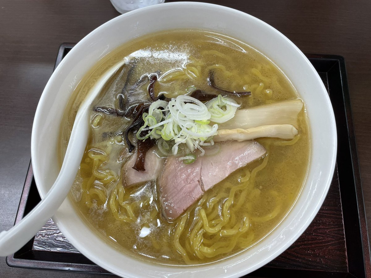 VlGup1's tweet photo. ラーメン🍜食べてからのエスコンフィールドのイベント観覧  ラーメンは好みの鶏ガラ出汁じゃなくて魚貝系だったけどまぁまぁだった🍜 https://t.co/mT9Czg4uaw