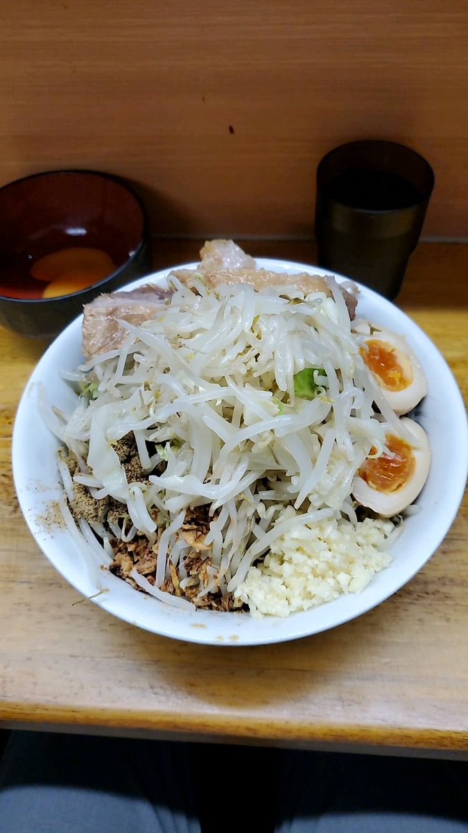 jilo_fuji_com's tweet photo. 二郎　立川店
@jirotachikawa 

2026年185杯目
小冷やし汁なしNY+味玉

28回目。
『いったん終了』とのこと。また再開あるかもね。この冷やしの最適解コールはニンニクヤサイでした。 https://t.co/GK8prwSu0Q