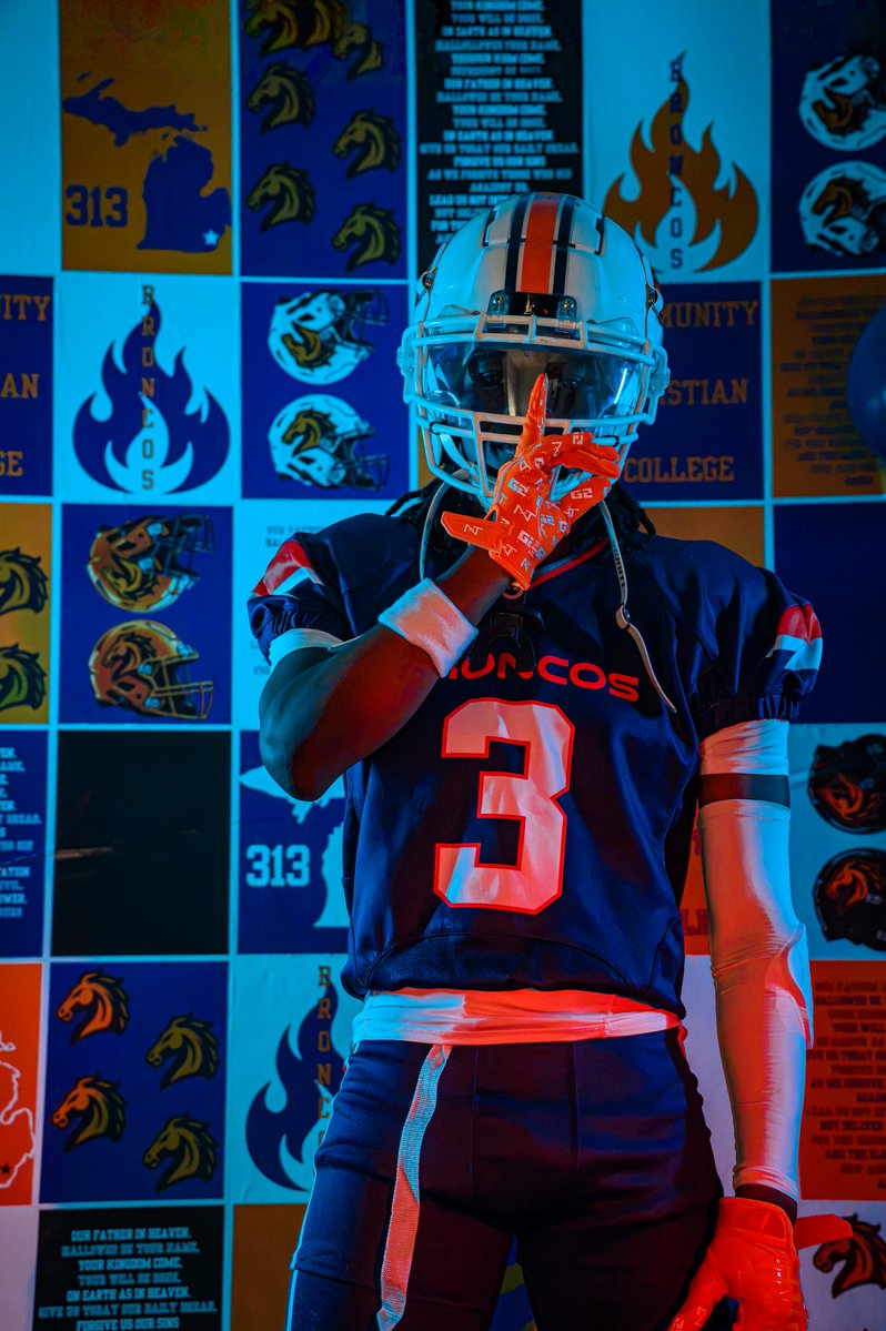 CCCBroncos2026's tweet photo. #Broncos26 #LetsRide
#mediaday preview

These boys showed out for their media day! Every players photos has been 🔥🔥🔥🔥

Vibes going into tomorrow's scrimmage 🔥💪🏻🤎🏈💙
@photographytramontana https://t.co/JOgvOCt63g