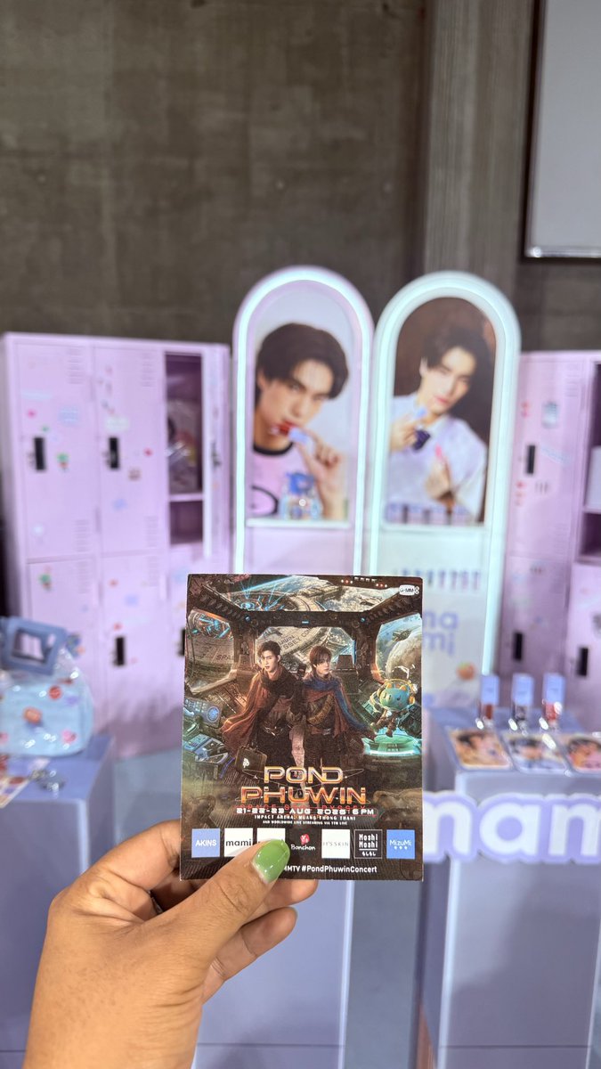 skybysomsom's tweet photo. 😻#mamixphuwin #pondphuwinconcertday2 https://t.co/fBNJTujkfD