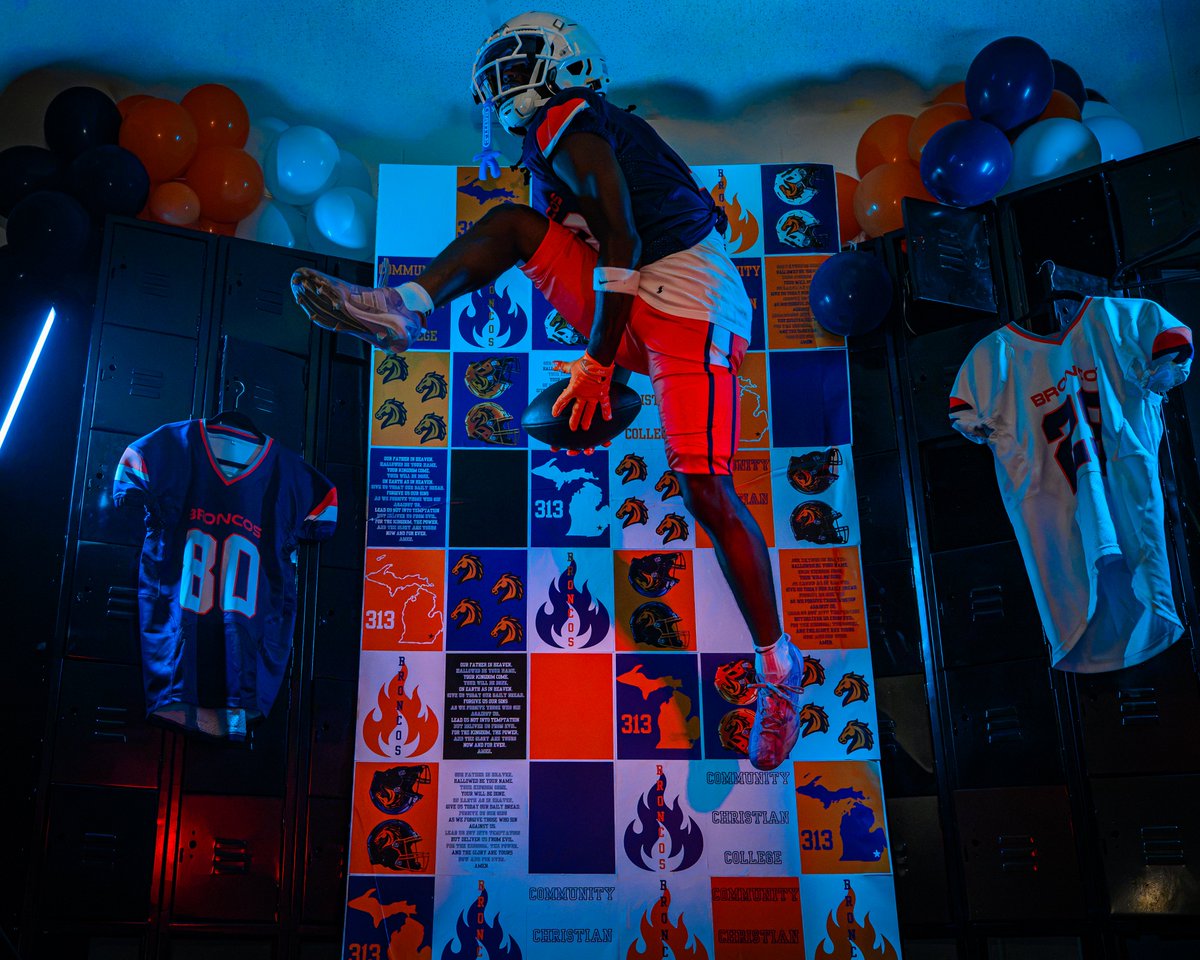 CCCBroncos2026's tweet photo. Out here 🤎💪🏻💙🔥🏈 https://t.co/EMAdXCjXWR