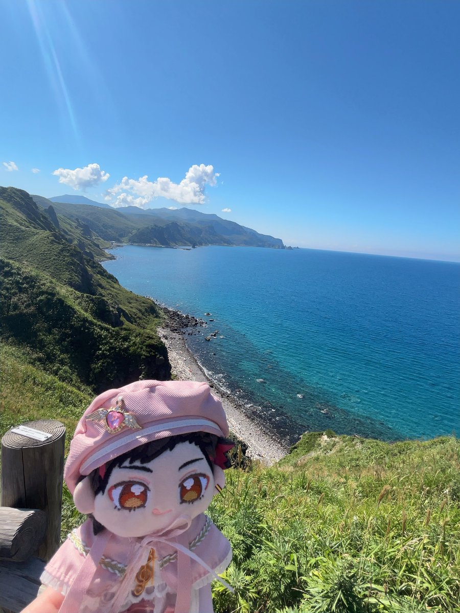 Roze_Charm's tweet photo. 北海道来た✨️
海めっちゃ綺麗なんだけど！！ https://t.co/nnl5VAT7rh