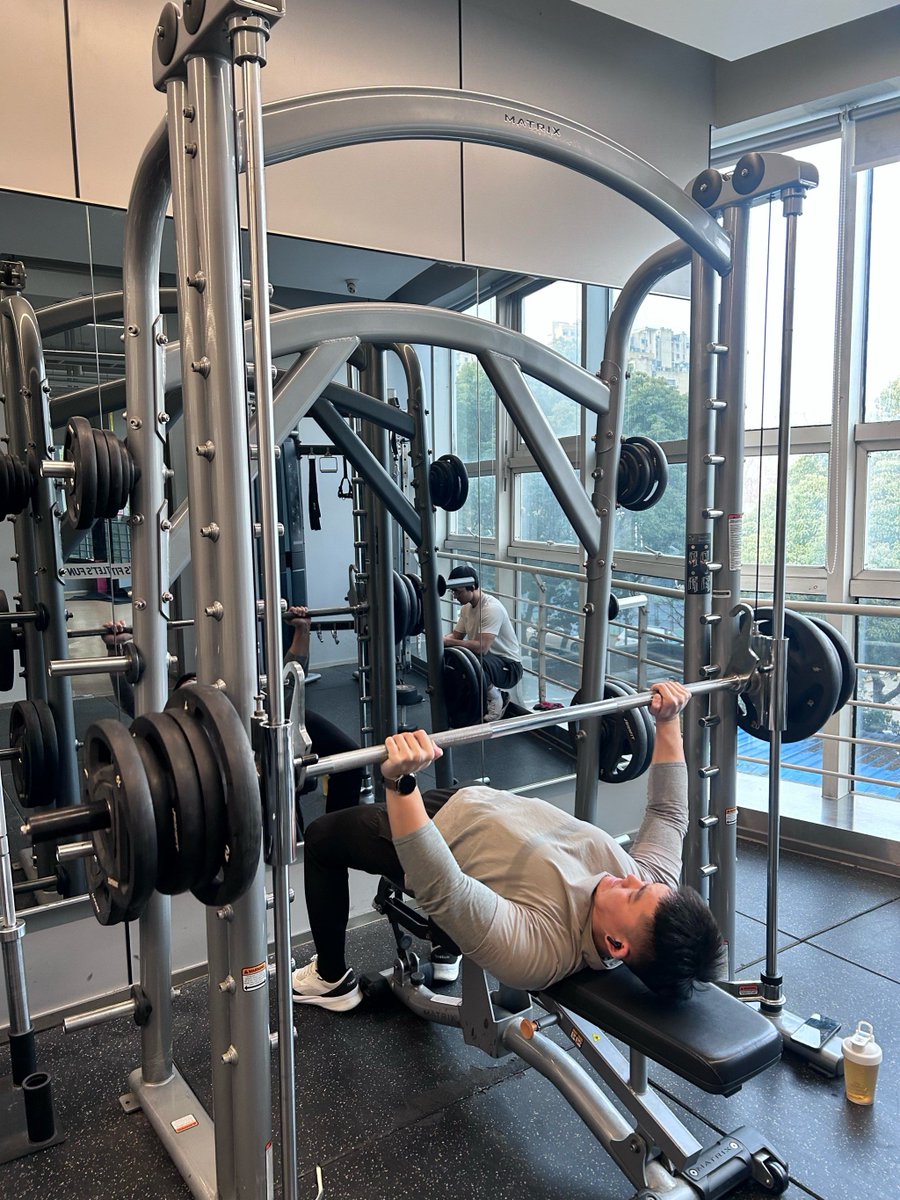 Kate_taehyung01's tweet photo. Today I hit my own limit u0026 broke through it! No excuses, just grit u0026 that small step of courage. https://t.co/p1Jl0n8qzN