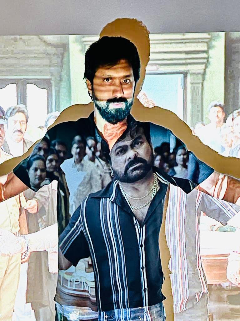dirbobby's tweet photo. మీరంటే గుండె నిండా అభిమానం, 
మాటల్లో చెప్పలేనంత ప్రేమ,
నిరంతరం గుర్తుండిపోయే జ్ఞాపకం "చిరంజీవి". 

Happy Birthday &amp; 
Love you dear Annayya @KChiruTweets ❤️ ❤️

#KAAKA glimpse - https://t.co/4yCtq39Zrs
#HBDMegaStarChiranjeevi https://t.co/NOGokIoMZN