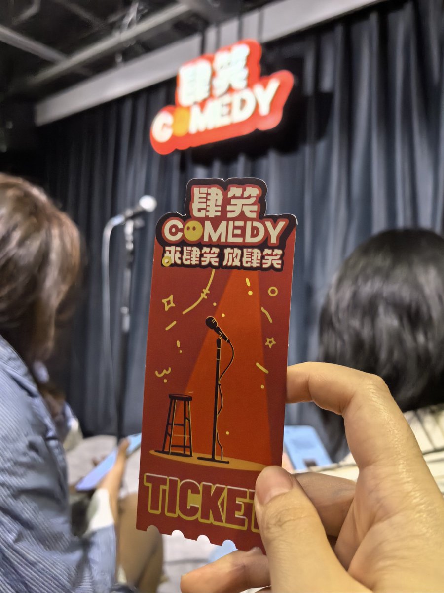 BAHHNK's tweet photo. Just hit the mic and forgot my entire set—my brain’s on a comedy break, my only joke is “watch me panic up here!” ， https://t.co/EIJISxcLda