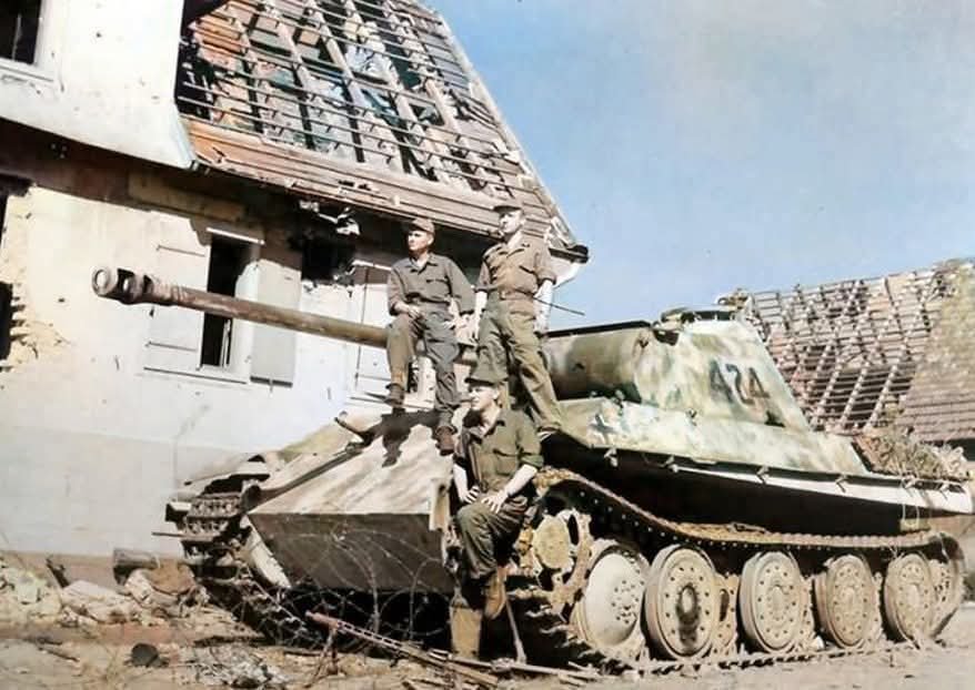 kmz650's tweet photo. Panther 

#German 
#WW2 https://t.co/z5ppjWUB7S
