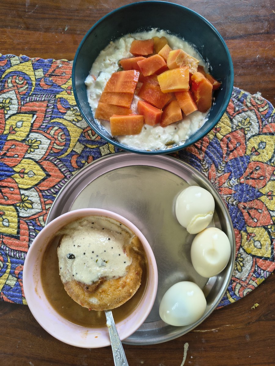 VRAVIATHEIST's tweet photo. My daily morning routine for fit and healthy. https://t.co/rUYlsH85MC