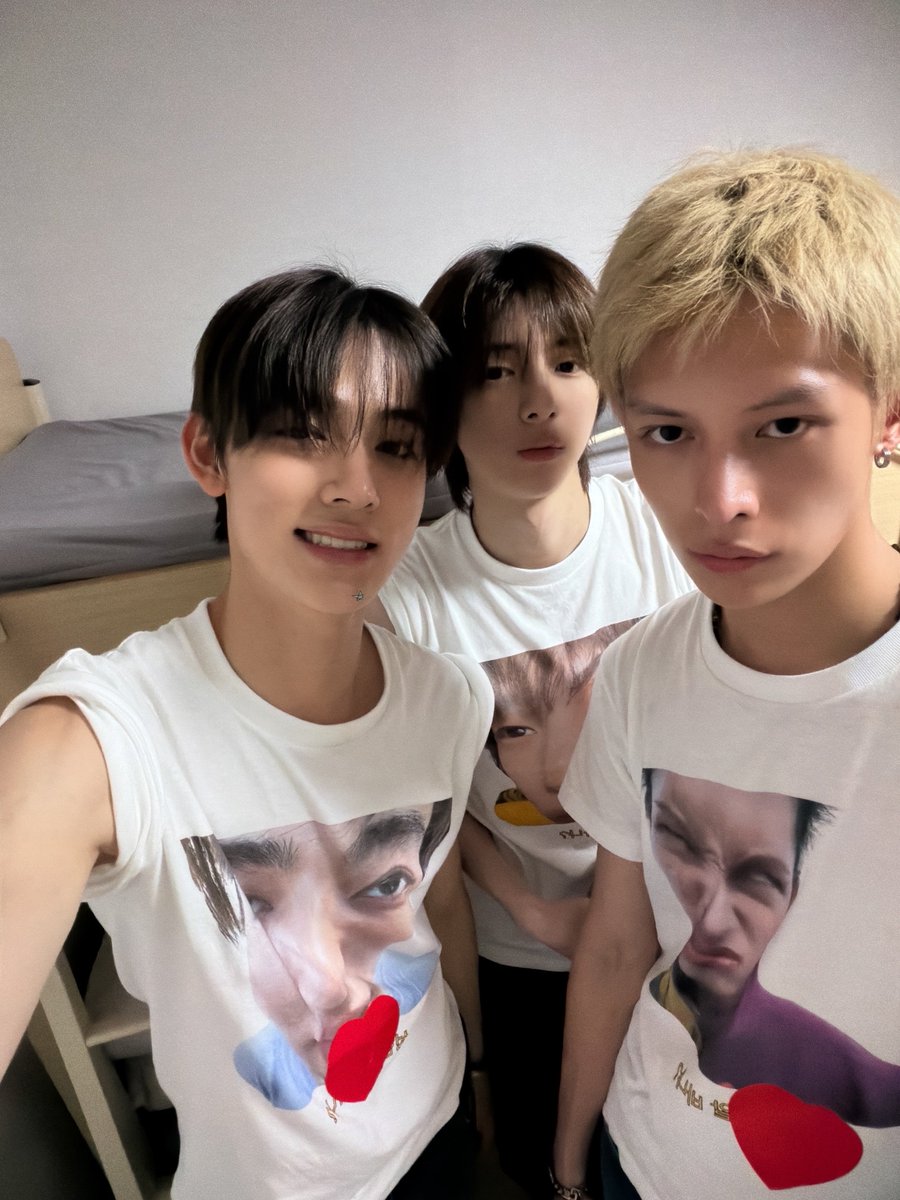 zhaoyufancokr's tweet photo. [260822] #JAMES, #JUHOON and #SEONGHYEON Instagram Update https://t.co/RaexwYtQum
