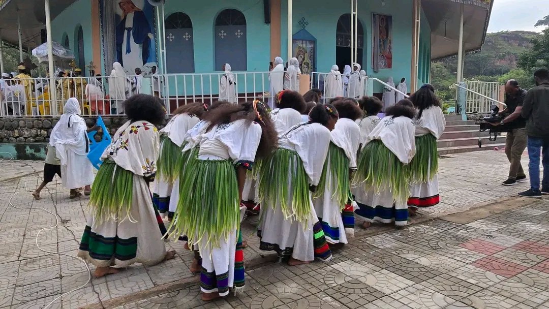 Tigrai_TV's tweet photo. #In_Pictures Young girls Marking Ashenda Awris with Prayers at Debre Selam Yerefeda St. Mary Church in Abiy Adi https://t.co/I5med9sSne
