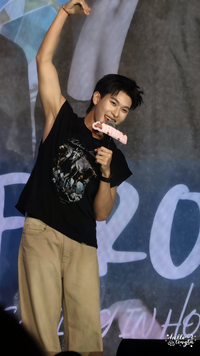 hellotongta's tweet photo. จิ๋วน้อยผู้น่ารัก ❤🚗🚗🚗🚗

DAOUOFFROAD IN HONGKONG #DAOUOFFROADFMinHONGKONG https://t.co/apIVnllpYP