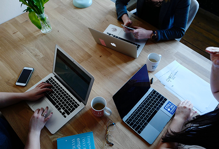 Trueangel18's tweet photo. Today our small team crushed a design sprint, bouncing ideas, troubleshooting together, and turning messy concepts into a polished draft in just 4 hours. Collaboration makes the work magic https://t.co/AGDctSIc84