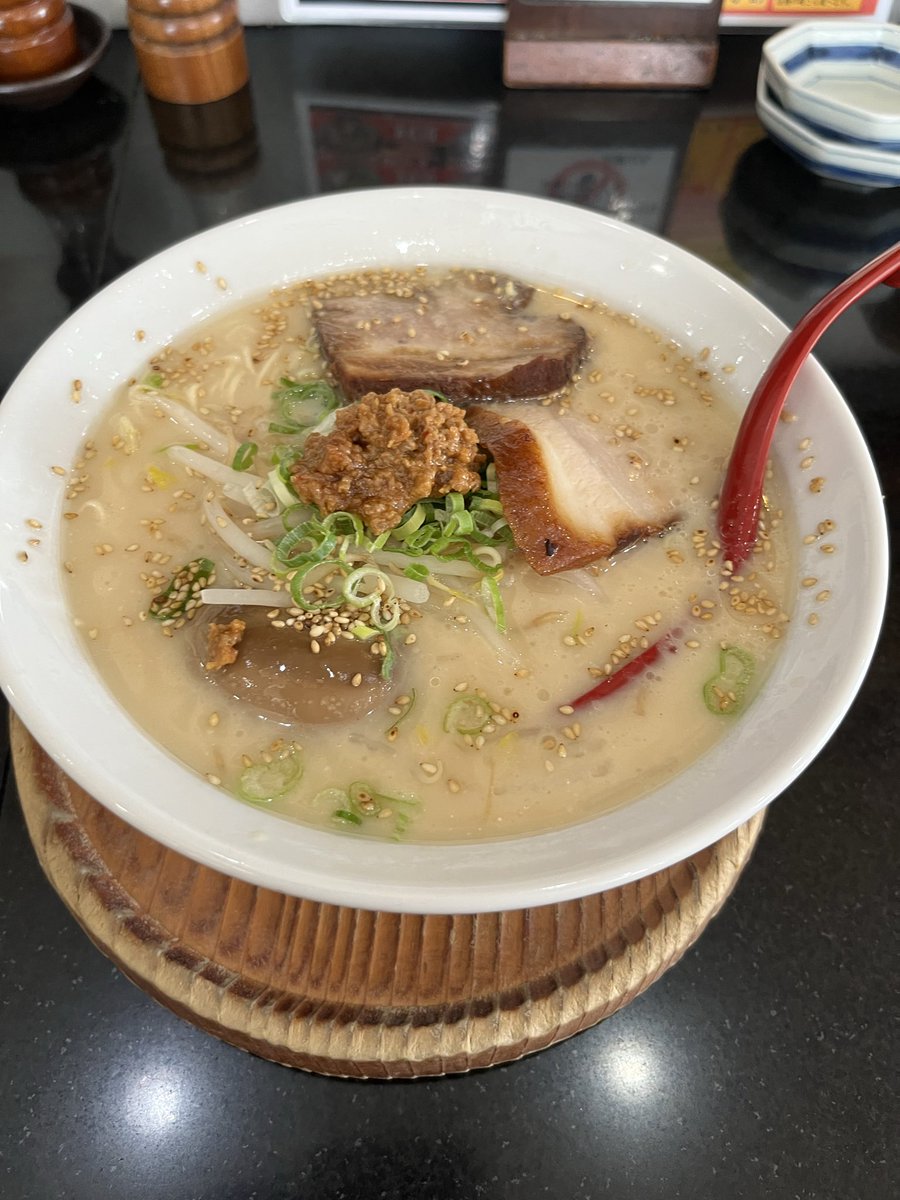Back0170756928's tweet photo. ご飯の時間です。 https://t.co/qL2rNHYEoP