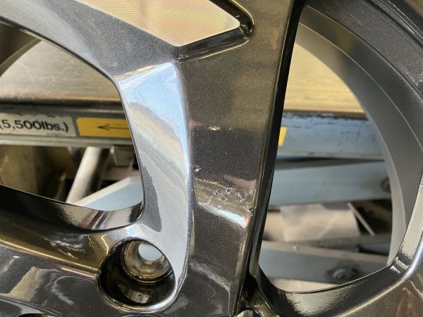 YOKOHAM70088698's tweet photo. スバル XV GT系 アドバンス 純正 
18インチ入荷！

#SUBARU
#スバル
#XV
#純正ホイール
#新品タイヤ
#スタッドレス
#即納
#冬用

#横浜ガレージ館
#綾瀬S.I.C.店

当店直販サイト：https://t.co/QIJtQznZ2p
Yahooオークション：https://t.co/jo5OL4l7Yg https://t.co/F8z9PQkrA9