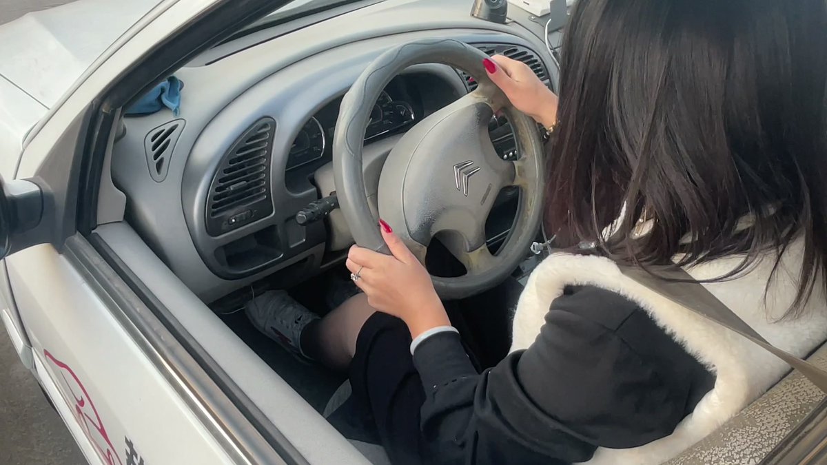 TianaJamison's tweet photo. Just nailed my first parallel parking after 3 nerve-wracking tries with my driving instructor!  Feeling way more confident for the road test next week! https://t.co/CPf6pX807c