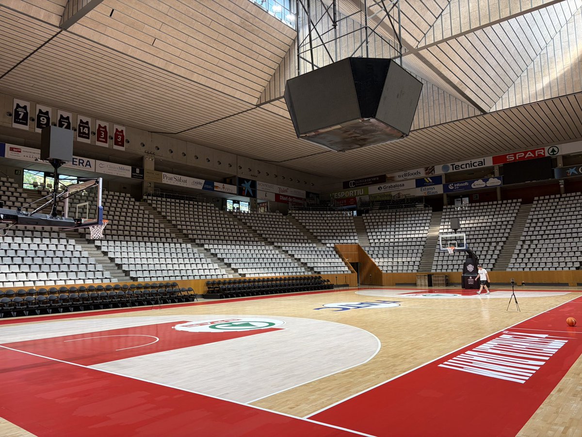 alex_paya_'s tweet photo. Agradecimiento máximo a @BasquetGirona y a Moncho por abrirme las puertas de Fontajau para asistir a los entrenamientos de la primera semana de pretemporada. Ha sido una experiencia inolvidable que recordaré siempre.
Som-hi Girona🫶 https://t.co/GgulTHxsiE