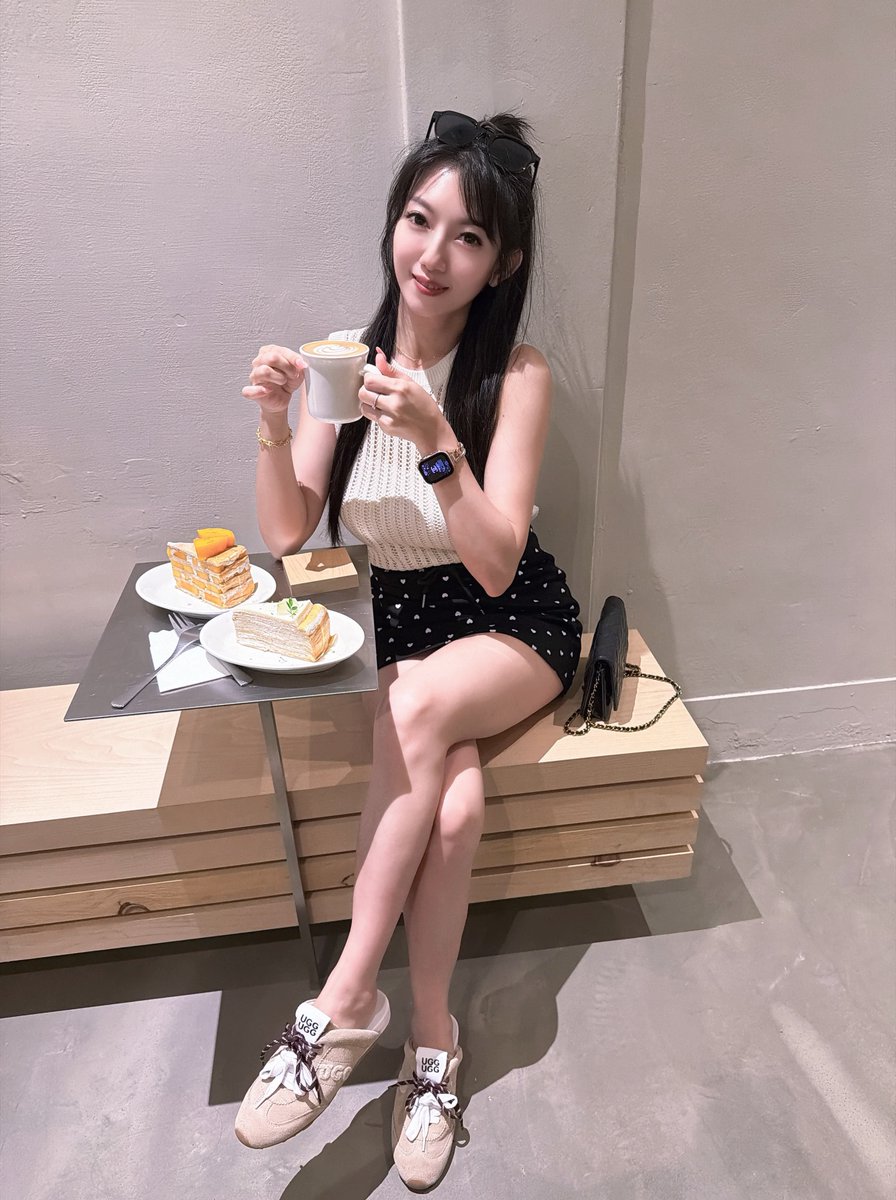 miss7897's tweet photo. 午茶時光😍
千層好厲害👍
#鎮瀾宮附近 https://t.co/lfgeHdCIel